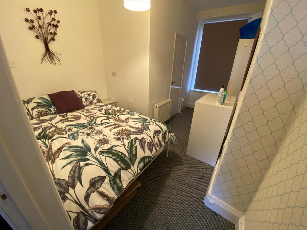 The Walnut Suite Lovely One Bedroom Flat In Stoke. Πλίμουθ Εξωτερικό φωτογραφία